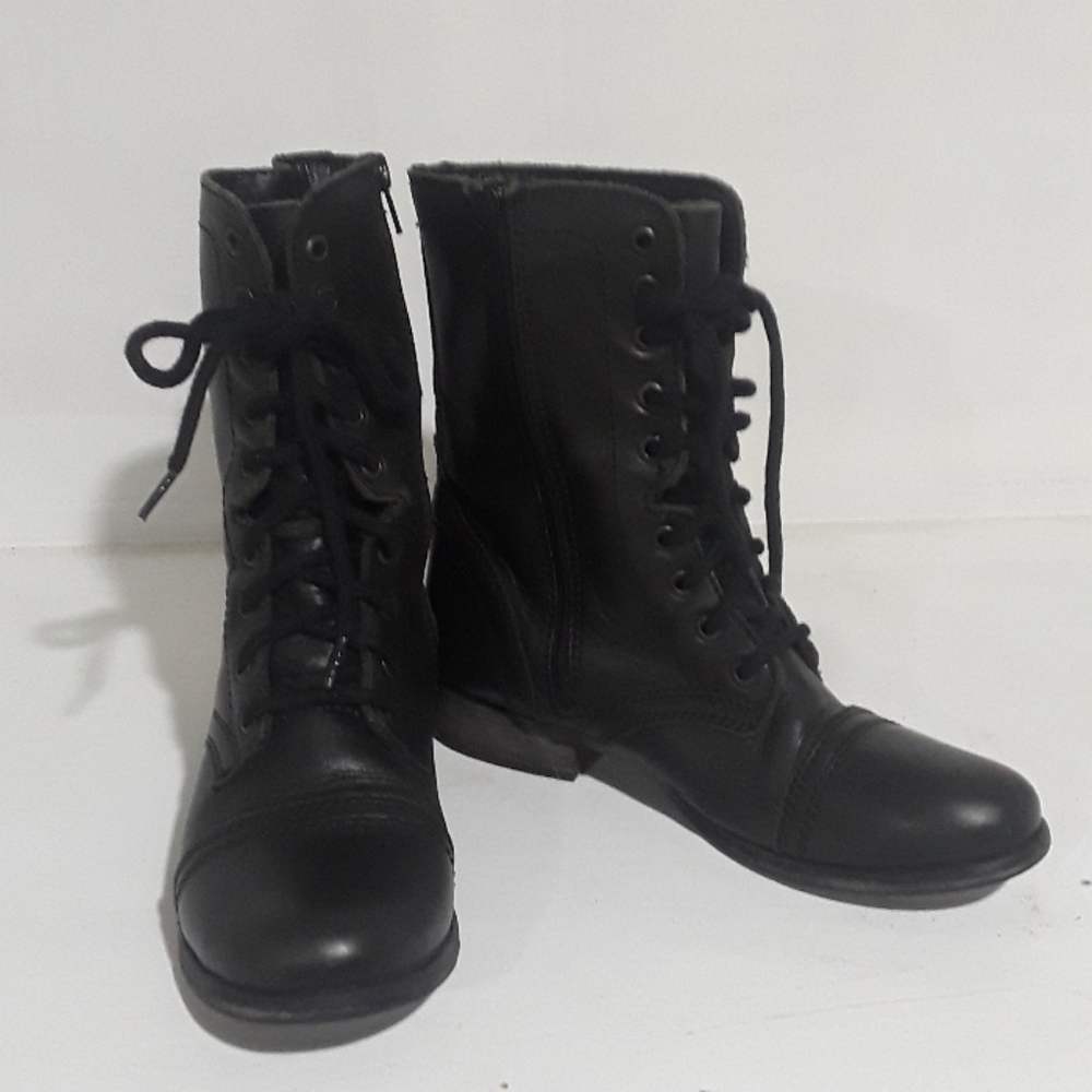 size 7 leather boots